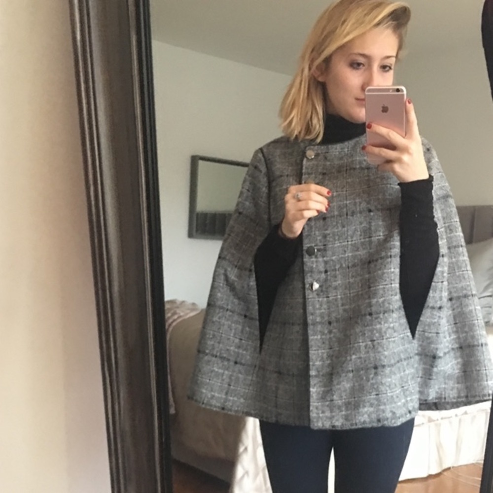 The Limited - Scandal Collection Gray Plaid Cape